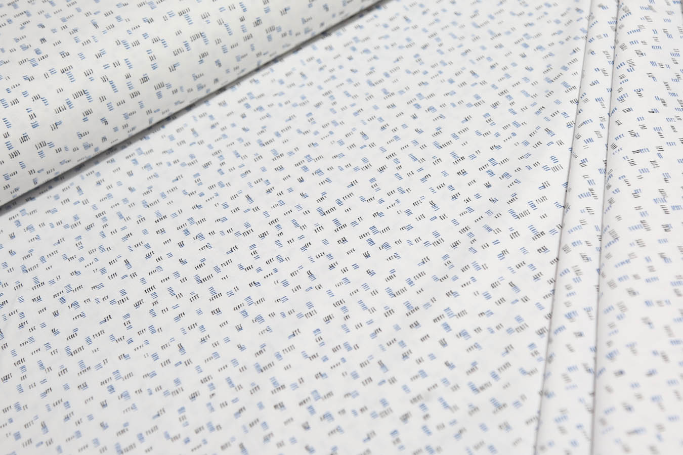 کالیته 331172 طرح ایون رنگبندی 01 پارچه لباسی پلی استر ویسکوز بروجرد عرض 150 طرح ایون کد 01 - Image 1