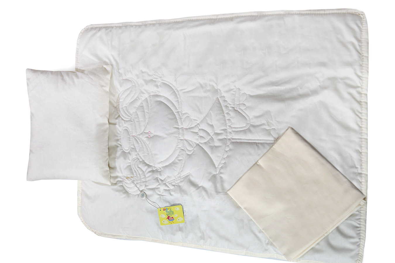 لحاف ست کودک نوزادی -3تکه آنجل گلدوزی شیری ست لحاف کودک و نوزادی سه تکه بروجرد طرح آنجل گلدوزی رنگ شیری - Image 1