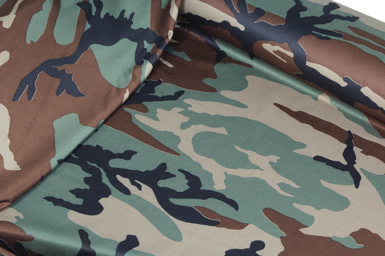 کالیته 332048 طرح استتار نزاجا رنگبندی 01 پارچه لباسی پلی استر ویسکوز بروجرد عرض 150 طرح استتار نزاجا کد 01 - Image 1