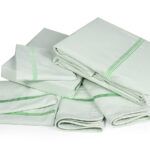 کاور تمام ست دو نفره بروجرد هفت تکه 180 بروجرد طرح اطلس رنگ پسته ای