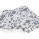 ملحفه نیم ست نوزادی دو تکه بروجرد طرح انیمالز 2 رنگ طوسی