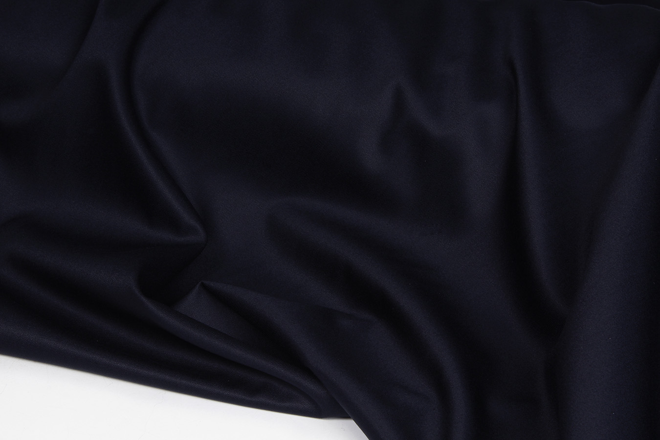 کاليته 332004 رنگ سرمه ای کد0540 پارچه لباسی پلی استر ویسکوز عرض 145 بروجرد ساده رنگ سرمه اي کد 0540 - Image 1