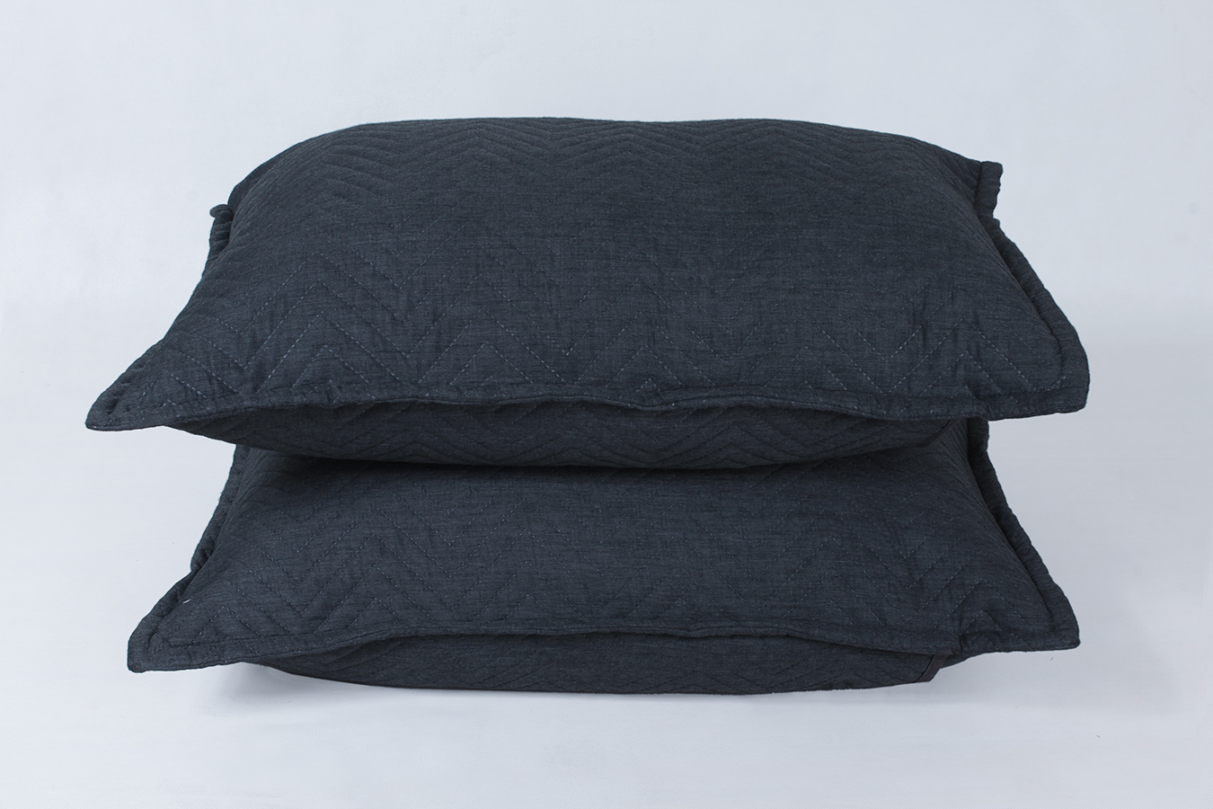 روبالشی قابدارطرح اولتراآدا 5070 دو تکه یک طرحرنگ طوسی تیره کد 0100 یک رنگبندی درجه یک (2) ملحفه روبالشی قابدار 2 تکه 50*70 بروجرد طرح اولتراآدا رنگ طوسی تیره - Image 1