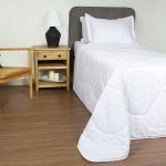 ست لحاف بزرگسال یک نفره سه تکه 90 بروجرد طرح هتلی باند پهن رنگ سفید