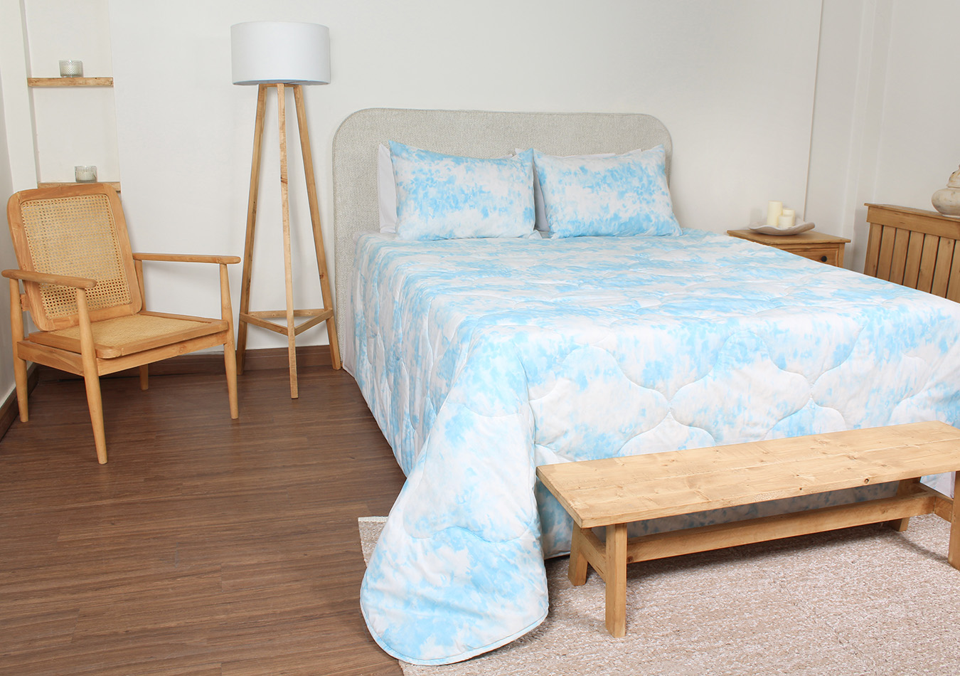 ست لحاف دونفره 180 سه تکه طرح لورا رنگبندی 03 (8) ست لحاف بزرگسال دو نفره سه تکه 180 بروجرد طرح لورا رنگ 03 - Image 1