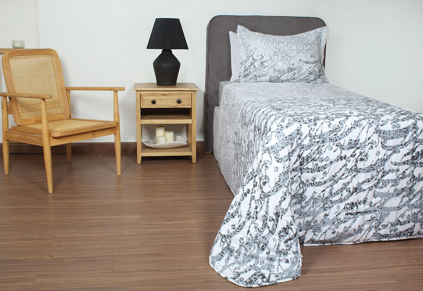 ست لحاف یک نفره 90 سه تکه طرح سایه1 رنگبندی 02 (12) ست لحاف بزرگسال یک نفره سه تکه 90 بروجرد طرح سایه1 رنگ 02 - Image 1