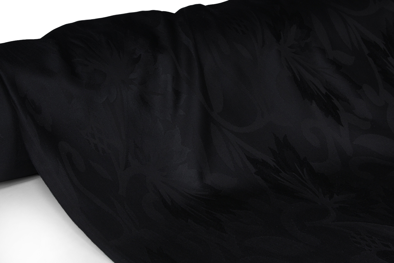 کاليته 356122 ، رنگ مشکی 0050 پارچه ژاکارد پلی استر ویسکوز بروجرد عرض 150 ساده رنگ مشکی کد 0050 - Image 1