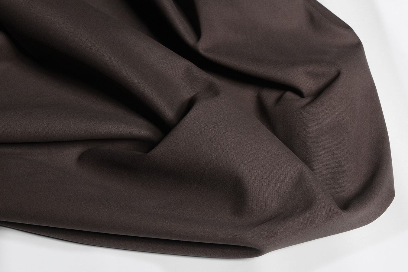 کالیته 147102 کد 4142 رنگ قهوه ای پارچه شلواری 100% پنبه عرض 150 بروجرد رنگ قهوه ای کد 4142 - Image 1