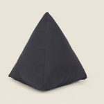 کوسن هرمی 45*45 بروجرد رنگ ذغالی