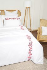 ست لحاف وکاور بزرگسال گلدوزی دو نفره هفت تکه بروجرد طرح فلاور رنگ سفید - Image 13