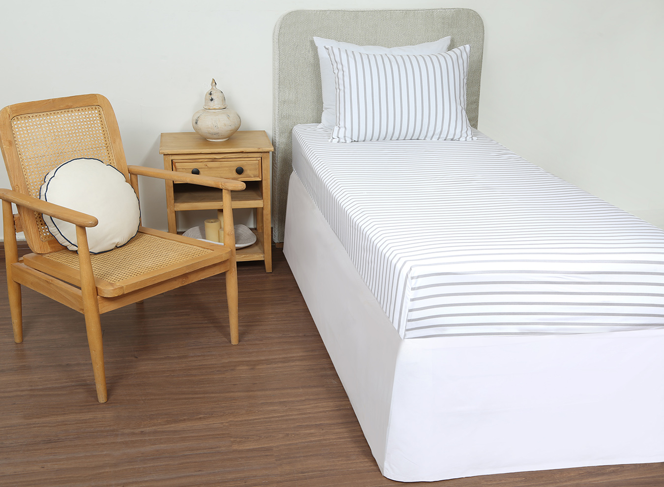 نیم ست یک نفره دو تکه طرح موناکو2 رنگبندی 24(1) ملحفه نیم ست یک نفره دو تکه 120 بروجرد طرح موناکو2 رنگ 24 - Image 1