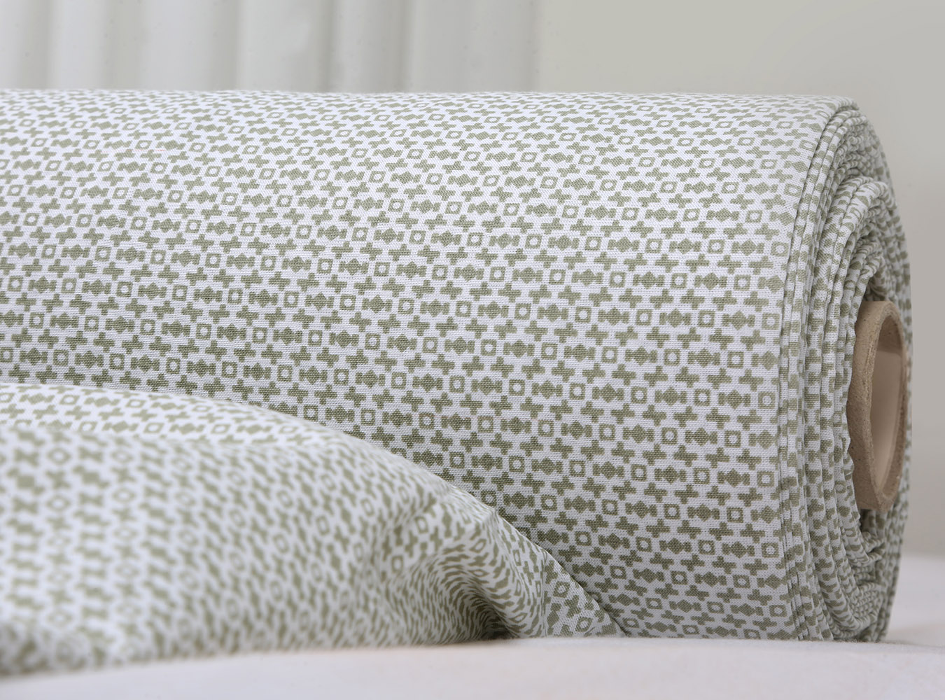 کالیته 311602 طرح خطی کد01 (1) پارچه ملحفه ای پنبه پلی استر ویسکوز بروجرد عرض 250 طرح خطی2 رنگ 10 - Image 1