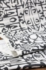 پارچه لباسی(نسبتا ضخیم-مانتویی) مولتی فایبر عرض 160 بروجرد طرح خط و خم رنگ 04 - Image 3