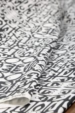 پارچه لباسی(نسبتا ضخیم-مانتویی) مولتی فایبر عرض 160 بروجرد طرح خط و خم رنگ 04 - Image 2