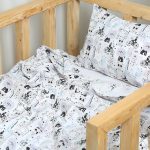 ملحفه نیم ست نوزادی دو تکه بروجرد طرح رابینز رنگ 01