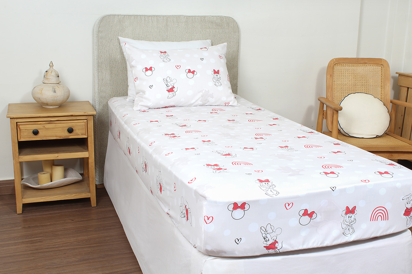 نیم ست یک نفره دو تکه یک طرح بامشی1 رنگبندی04 (1) (1) ملحفه نیم ست یک نفره دو تکه 90 بروجرد طرح بامشی 1 رنگ 04 - Image 1