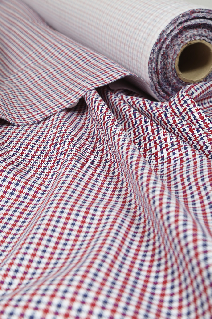 کالیته 111138 طرح پارکر رنگبندی 01 (1) پارچه لباسی 100% پنبه بروجرد عرض 160 طرح پارکر رنگ 01 - Image 1