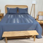 ست لحاف وکاور بزرگسال گلدوزی دو نفره هفت تکه بروجرد طرح لراتو رنگ آبی نفتی