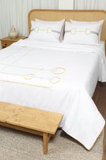 ست کاور لحاف بزرگسال گلدوزی دو نفره شش تکه بروجرد طرح راشا رنگ سفید - Image 8