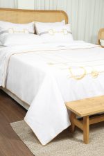 ست کاور لحاف بزرگسال گلدوزی دو نفره شش تکه بروجرد طرح راشا رنگ سفید - Image 3