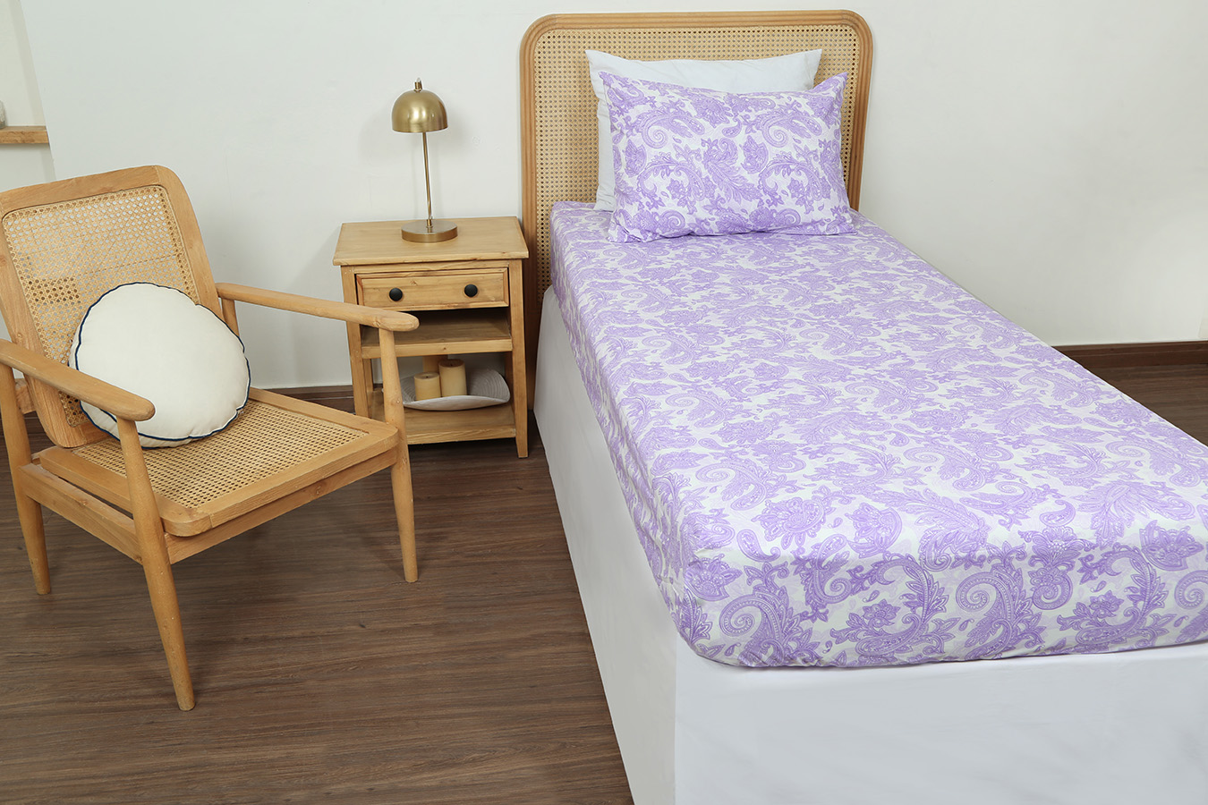 نیم ست یک نفره 120 دو تکه طرح نیروانا رنگبندی05 (1) ملحفه نیم ست یک نفره دو تکه 120 بروجرد طرح نیروانا رنگ 05 - Image 1