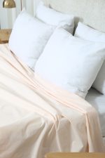 ملحفه رو انداز دو نفره بروجرد طرح ساده رنگ گلبهی - Image 2