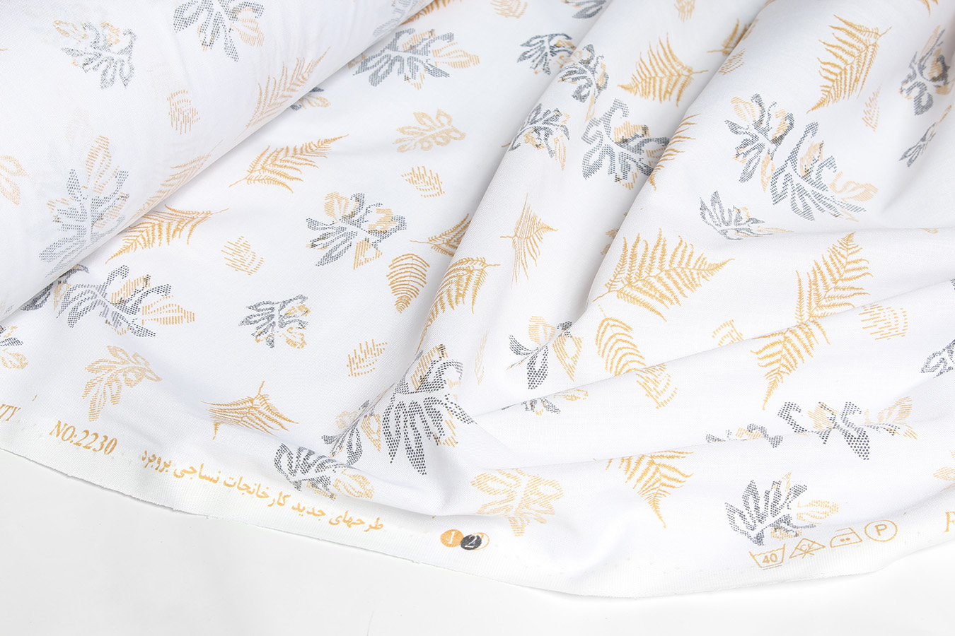 کالیته 321010 طرح بنجامین 2230 رنگبندی 01 پارچه لباسی پنبه پلی استر ویسکوز عرض 150 بروجرد طرح بنجامین رنگ 01 - Image 1