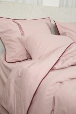 ست کاور لحاف بزرگسال گلدوزی دو نفره شش تکه بروجرد طرح ورساچه رنگ صورتی چرک - Image 7