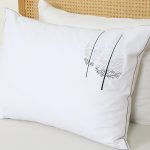 ملحفه روبالشی گلدوزی بدون قاب یک تکه 70*50 بروجرد طرح گوناگون رنگ گوناگون